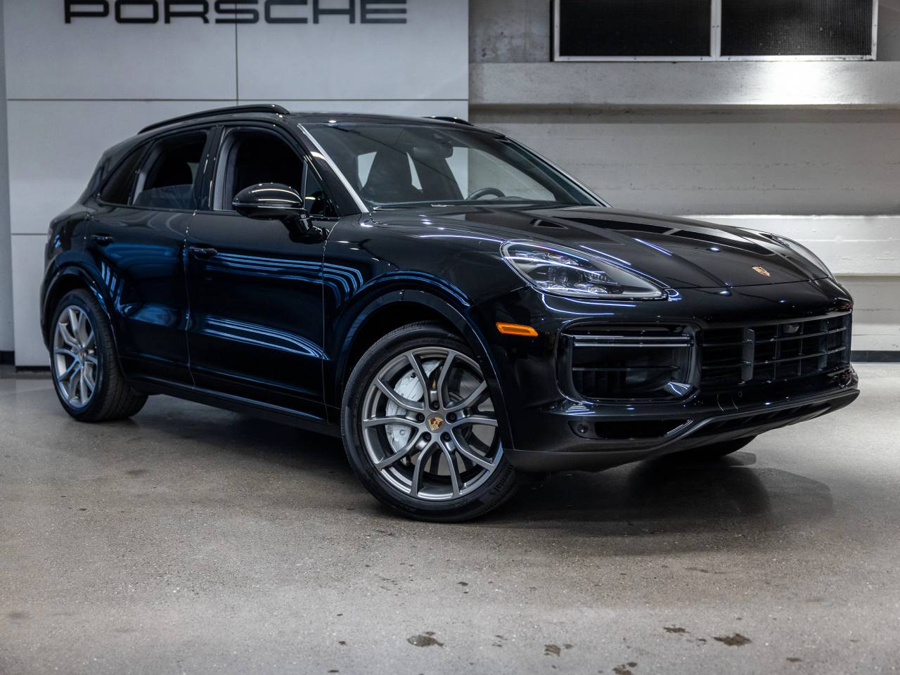 2023 Porsche Cayenne Turbo