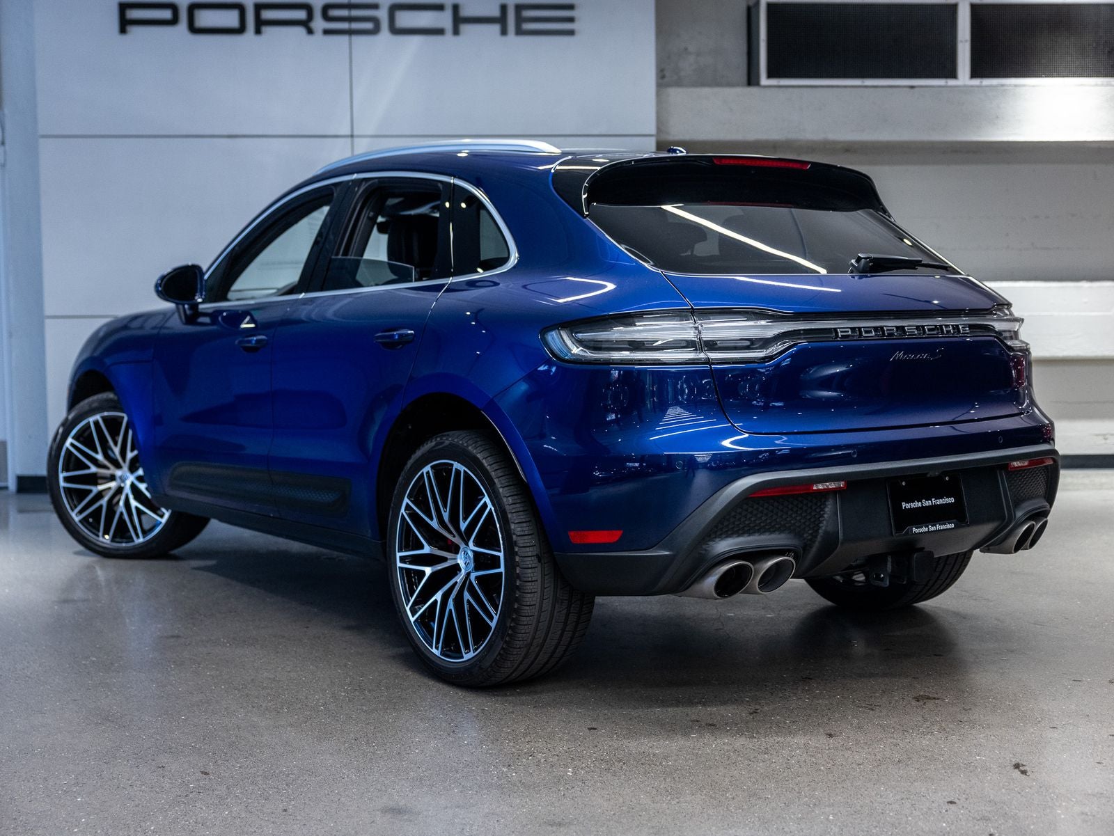 2023 Porsche Macan Macan S (MY23)