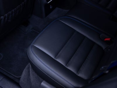 2023 Porsche Macan Macan S (MY23)