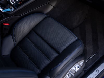 2023 Porsche Macan Macan S (MY23)