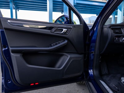 2023 Porsche Macan Macan S (MY23)