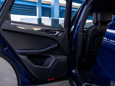 2023 Porsche Macan Macan S (MY23)