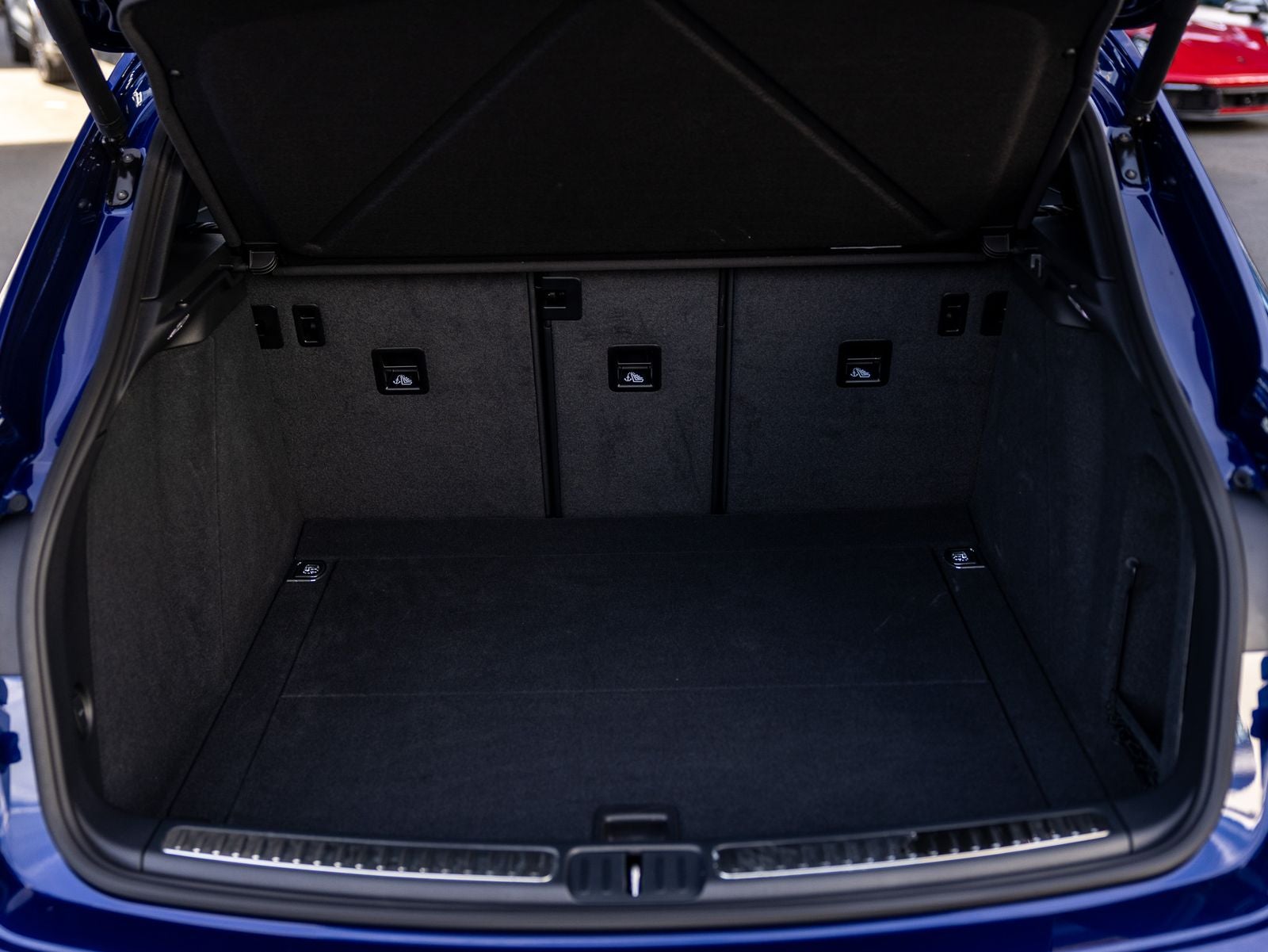 2023 Porsche Macan Macan S (MY23)