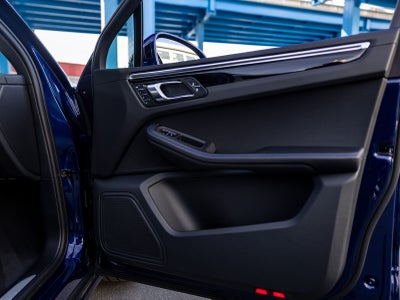 2023 Porsche Macan Macan S (MY23)