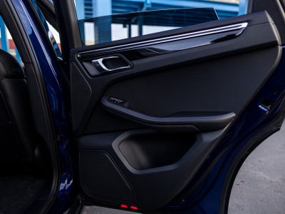 2023 Porsche Macan Macan S (MY23)