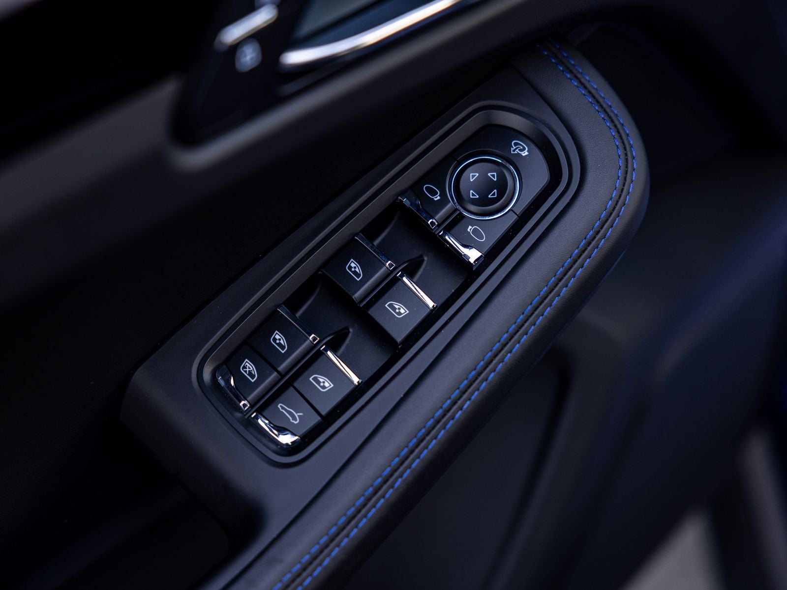 2023 Porsche Macan Macan S (MY23)