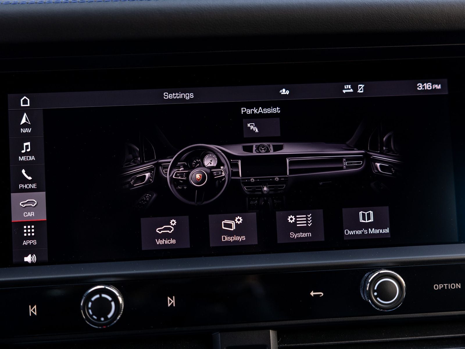 2023 Porsche Macan Macan S (MY23)