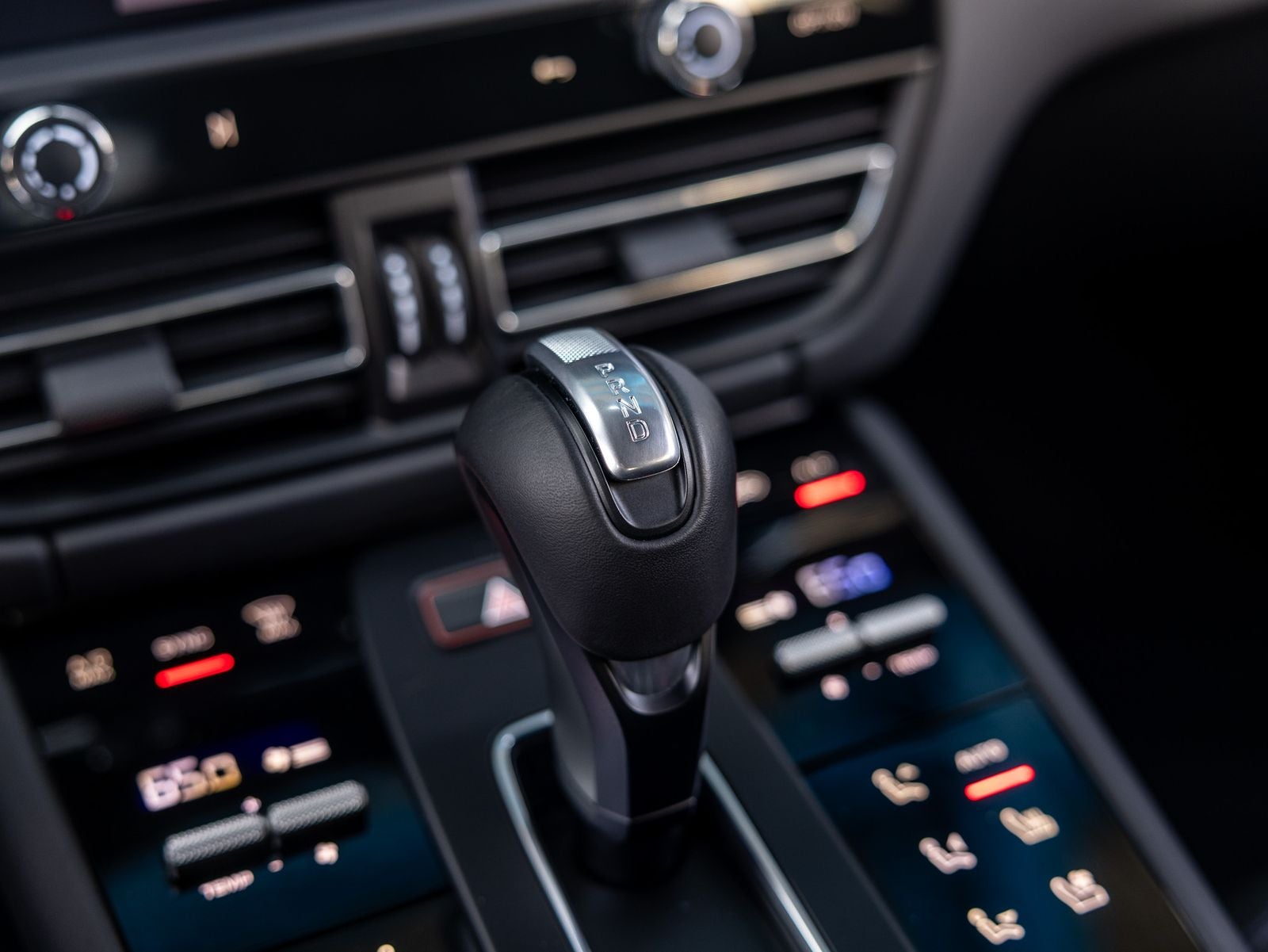 2023 Porsche Macan Macan S (MY23)