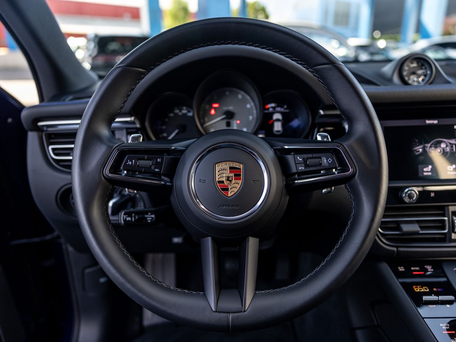 2023 Porsche Macan Macan S (MY23)