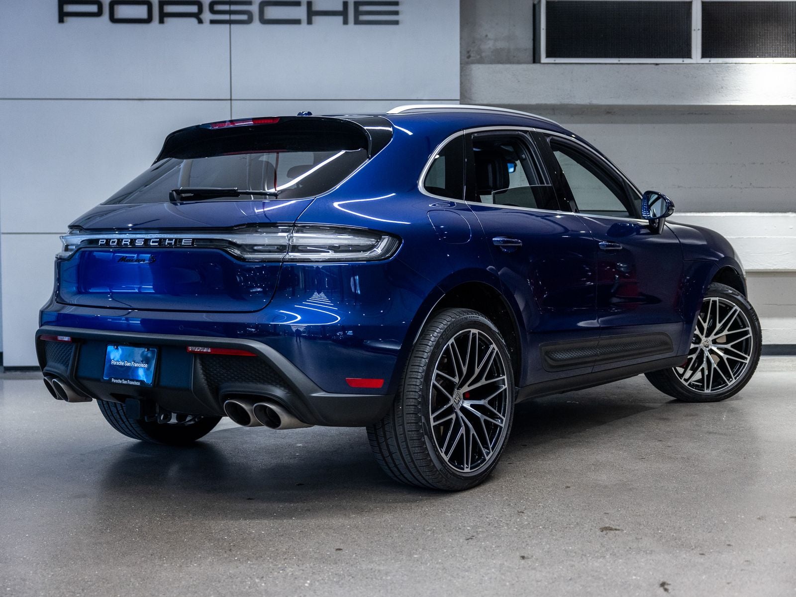 2023 Porsche Macan Macan S (MY23)