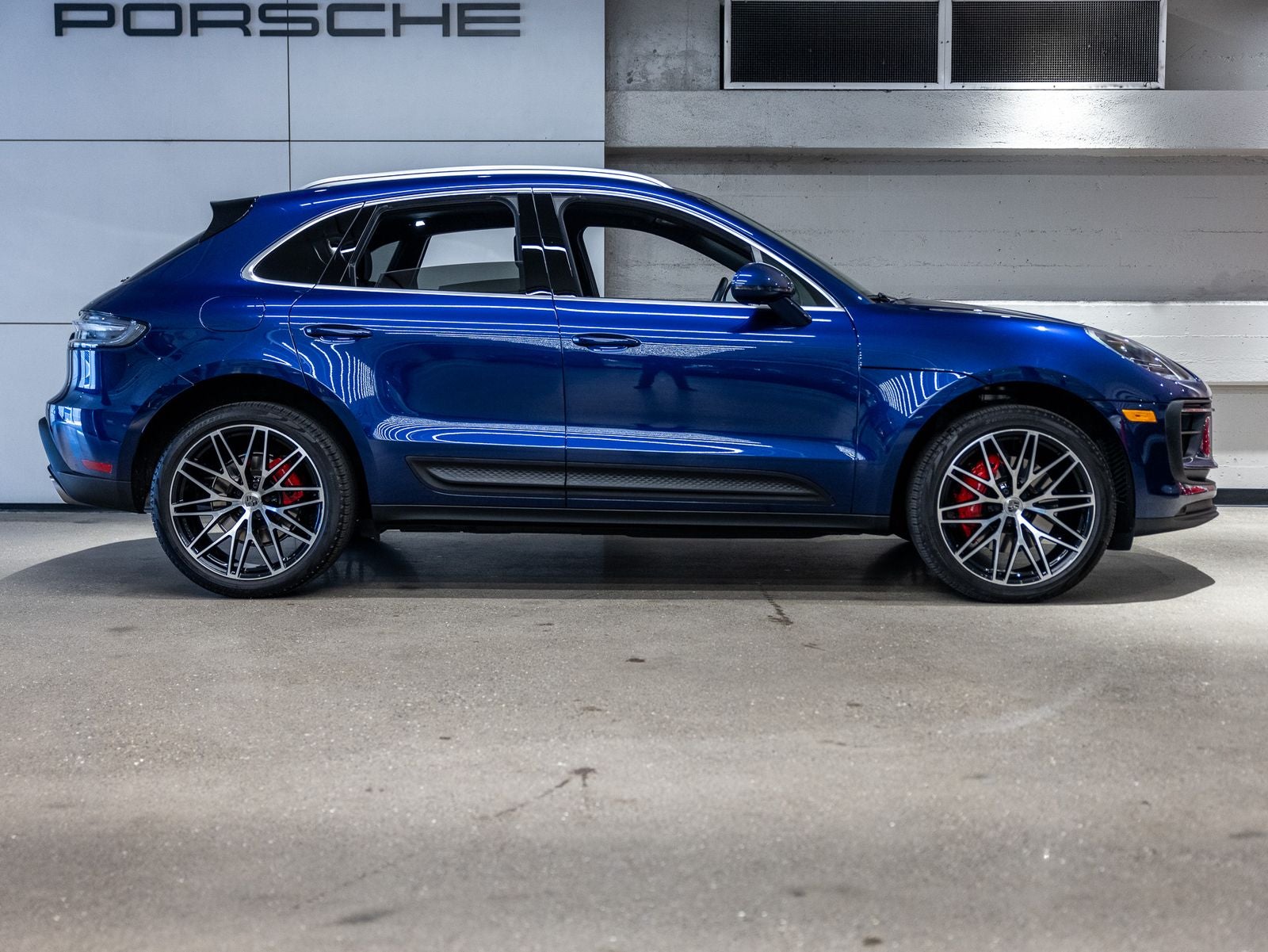 2023 Porsche Macan Macan S (MY23)