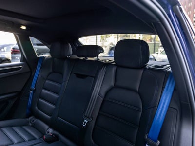 2023 Porsche Macan Macan S (MY23)