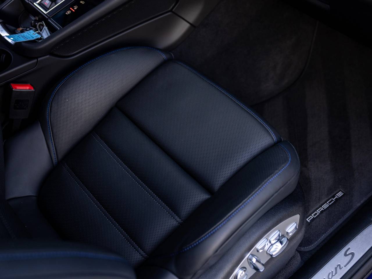 2023 Porsche Macan Macan S (MY23)