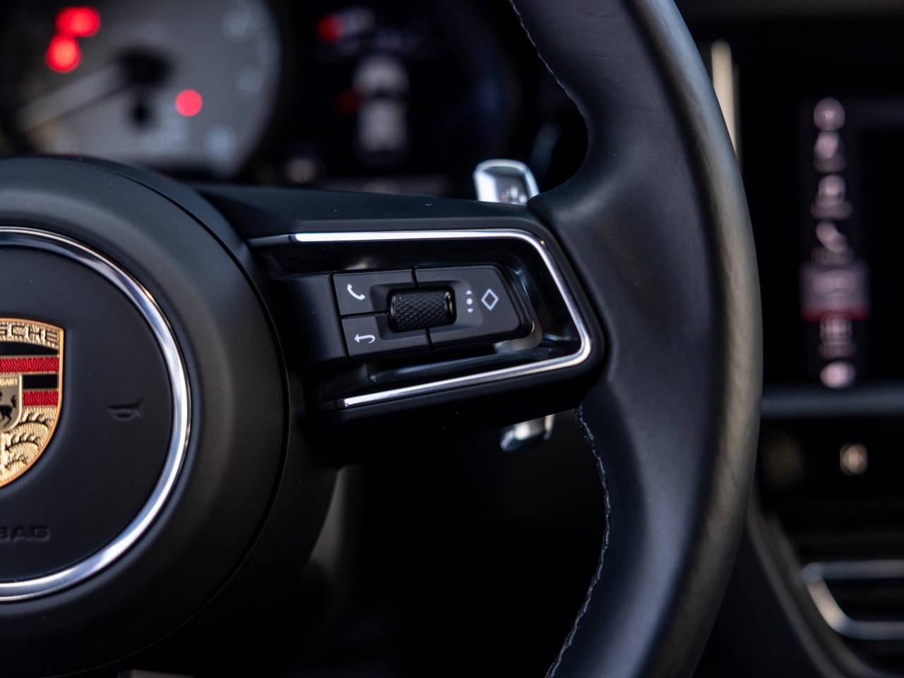 2023 Porsche Macan Macan S (MY23)