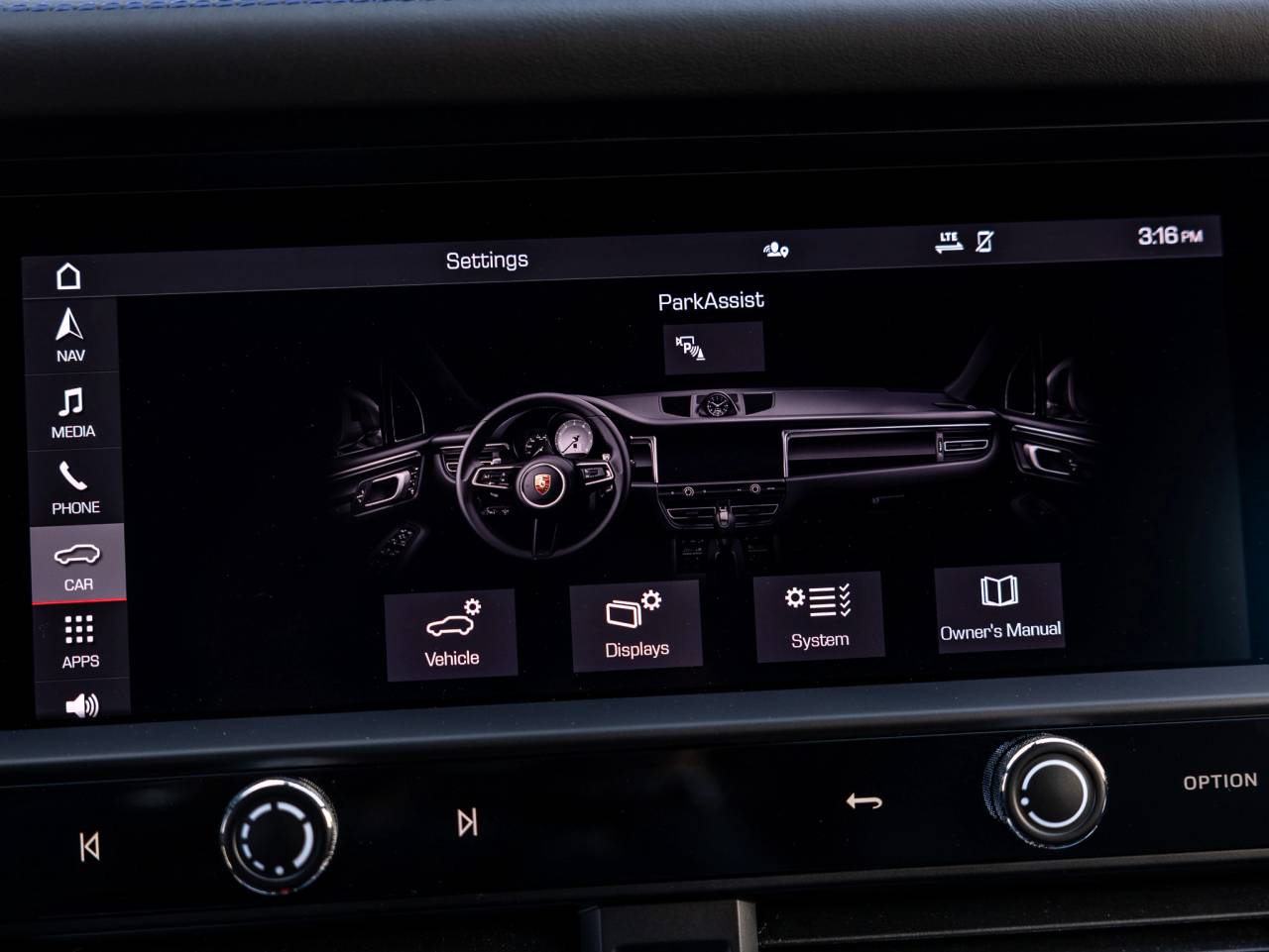 2023 Porsche Macan Macan S (MY23)