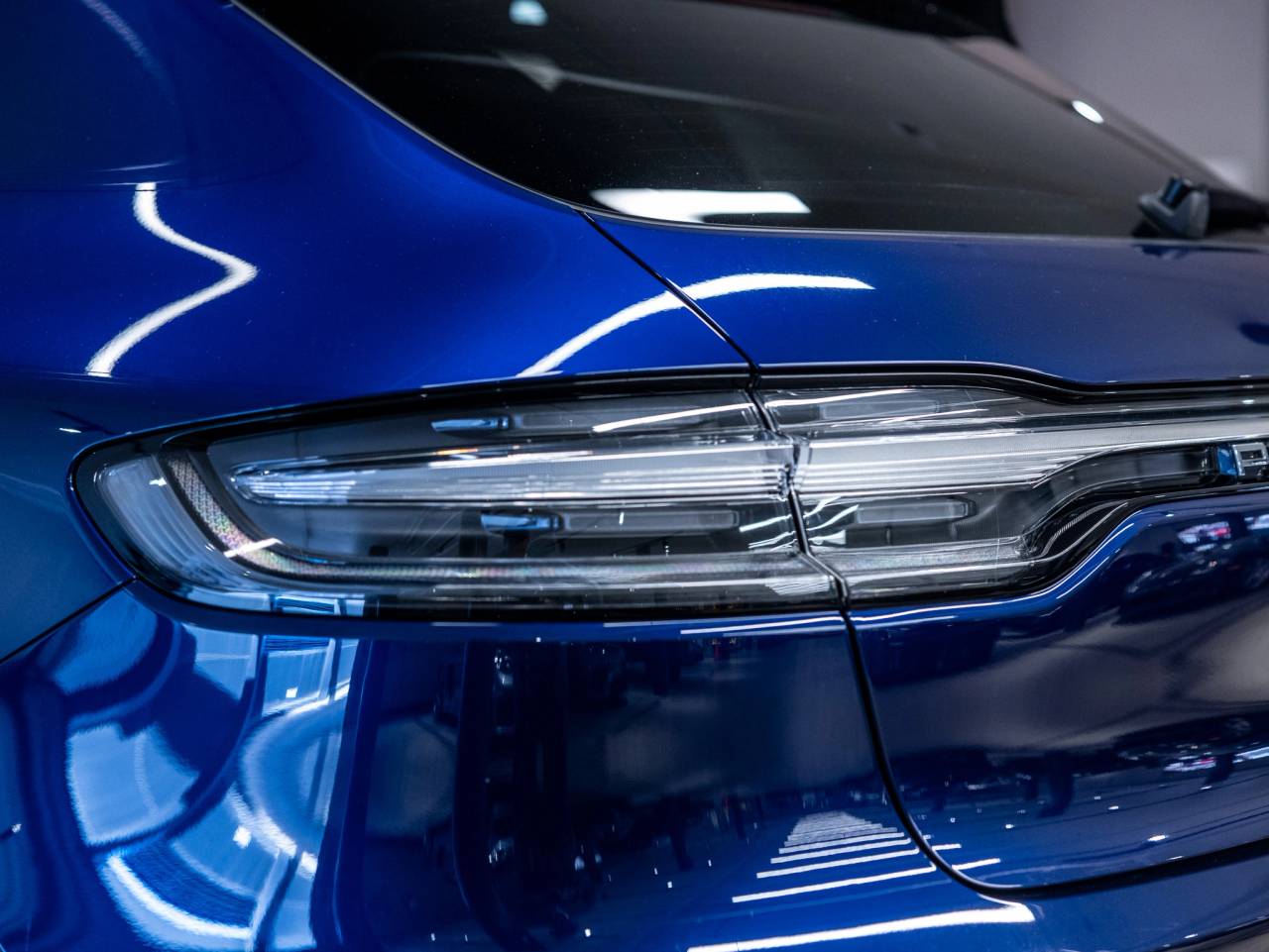 2023 Porsche Macan Macan S (MY23)