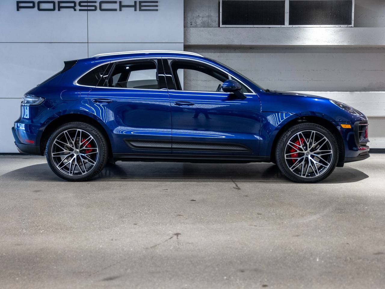 2023 Porsche Macan Macan S (MY23)