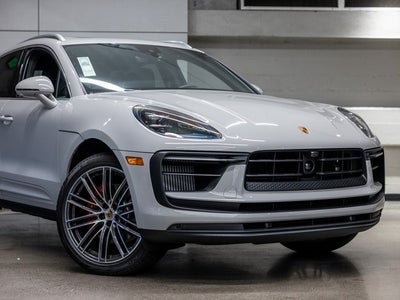 2025 Porsche Macan S