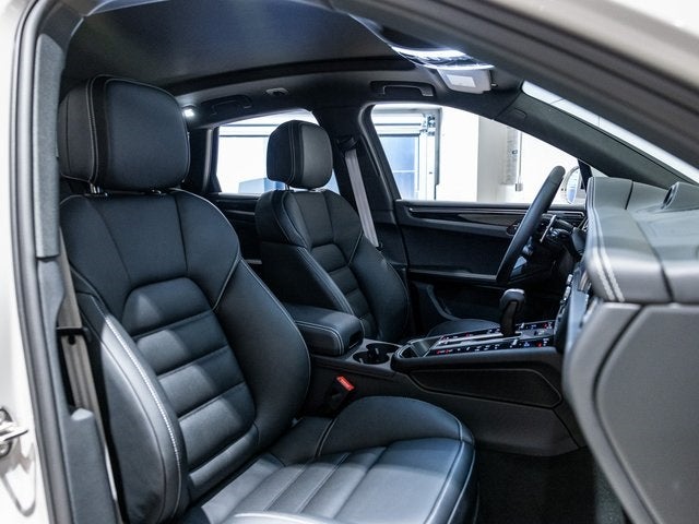 2025 Porsche Macan S