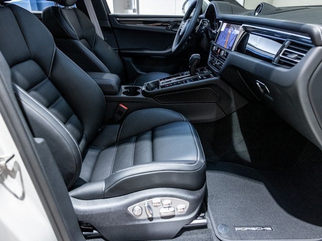 2025 Porsche Macan S