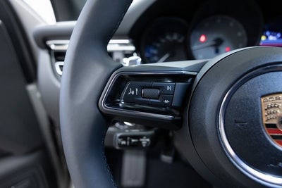 2025 Porsche Macan S