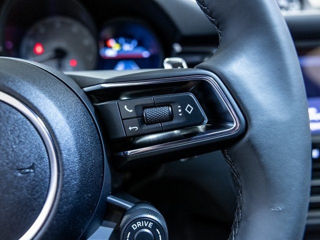 2025 Porsche Macan S