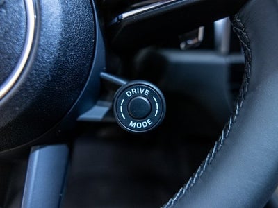 2025 Porsche Macan S