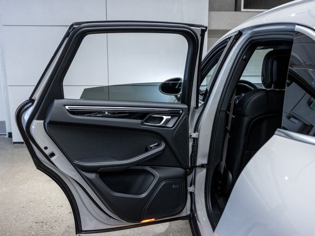 2025 Porsche Macan S