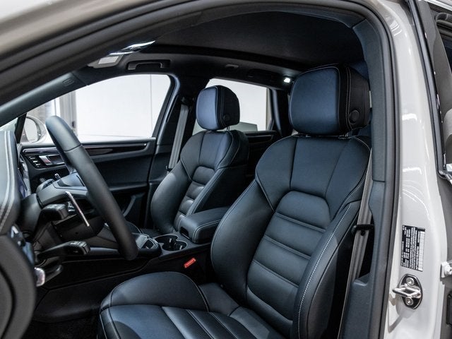 2025 Porsche Macan S