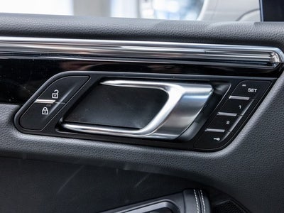 2025 Porsche Macan S