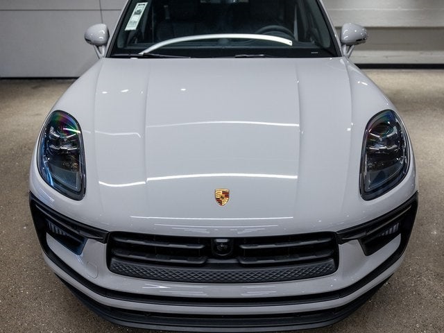 2025 Porsche Macan S