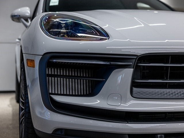 2025 Porsche Macan S
