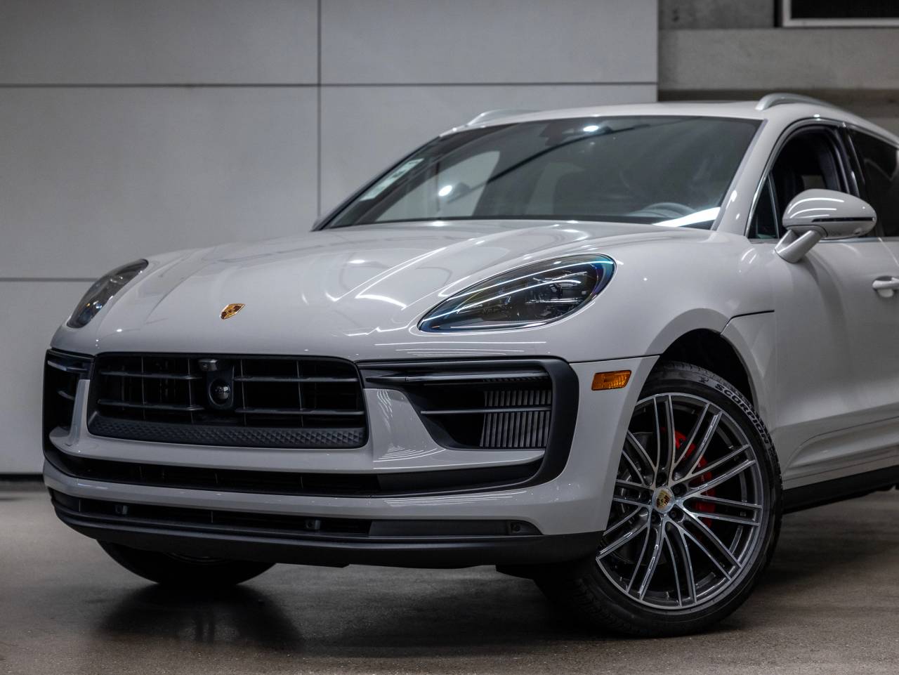 2025 Porsche Macan Macan S