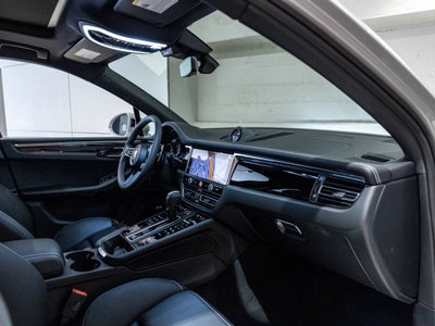 2025 Porsche Macan Macan S