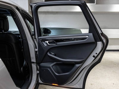 2025 Porsche Macan Macan S