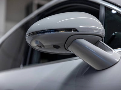 2025 Porsche Macan Macan S