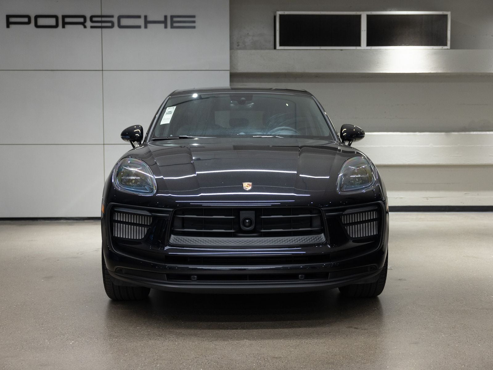 2025 Porsche Macan S