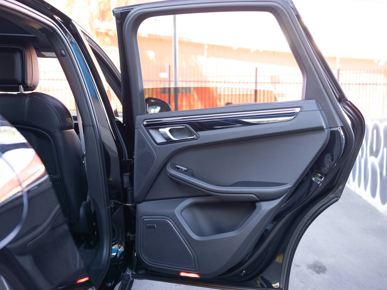 2025 Porsche Macan Macan S