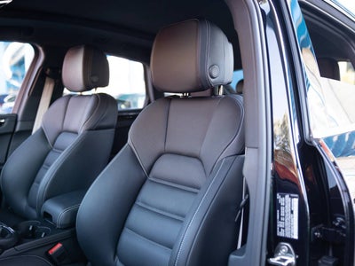 2025 Porsche Macan Macan S