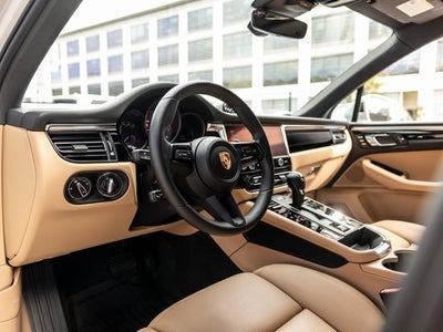 2025 Porsche Macan Macan S