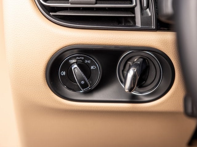 2025 Porsche Macan Macan S