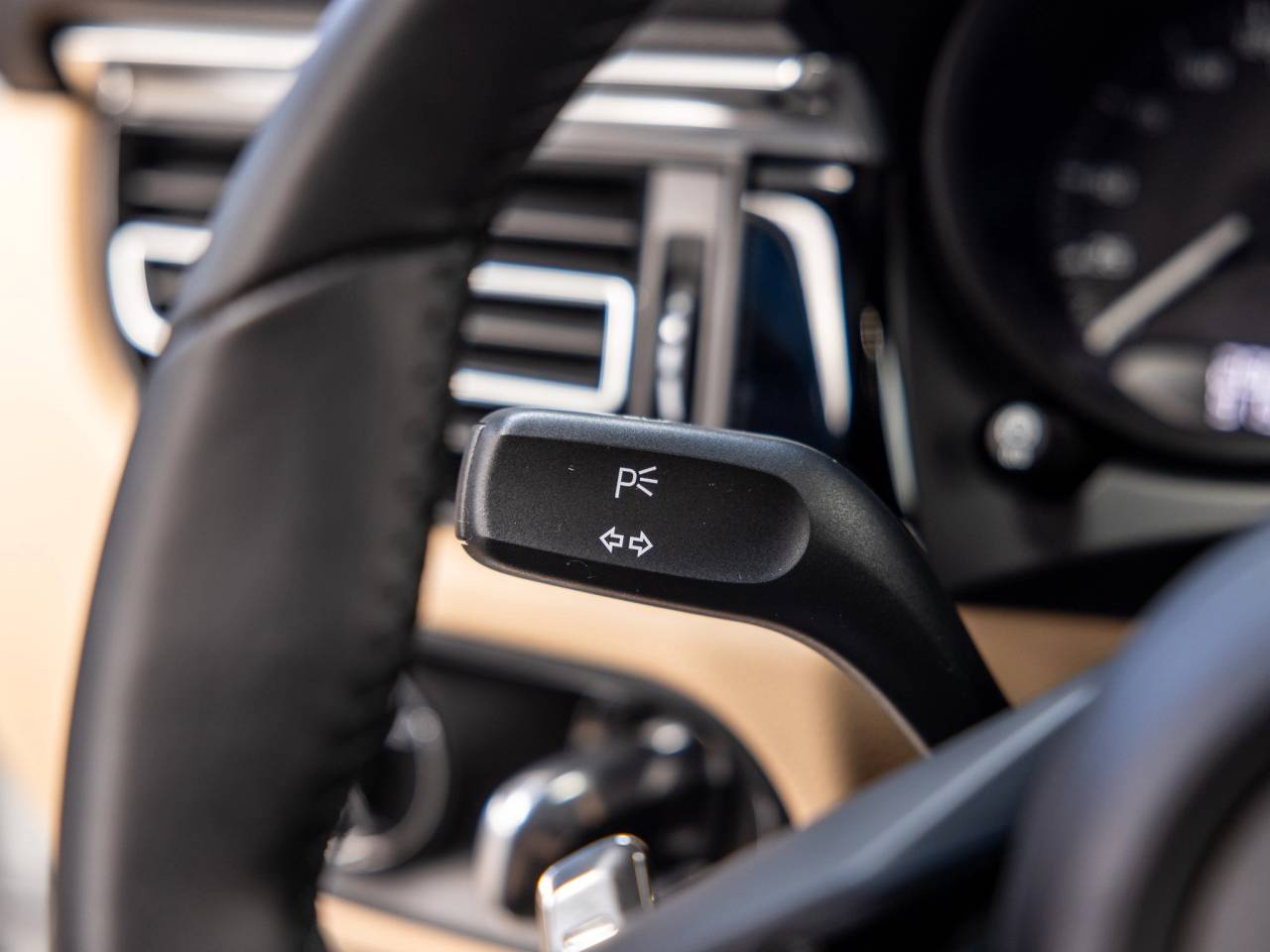 2025 Porsche Macan Macan S