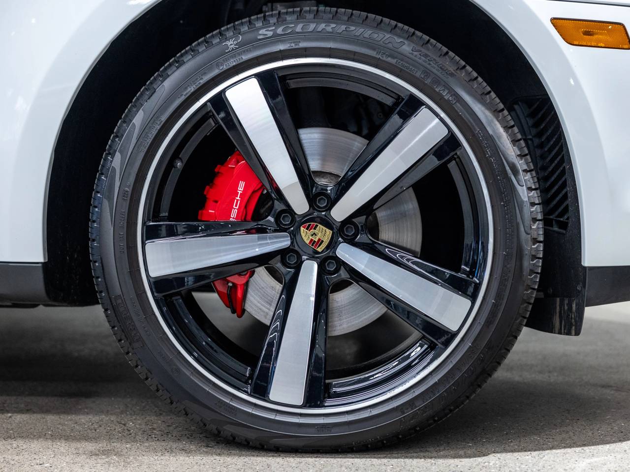 2025 Porsche Macan Macan S