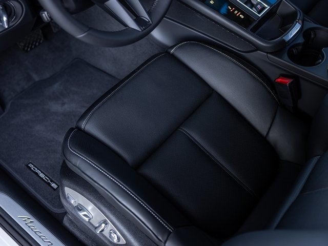 2026 Porsche Macan Macan S