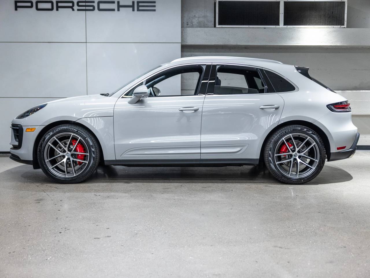 2026 Porsche Macan Macan S