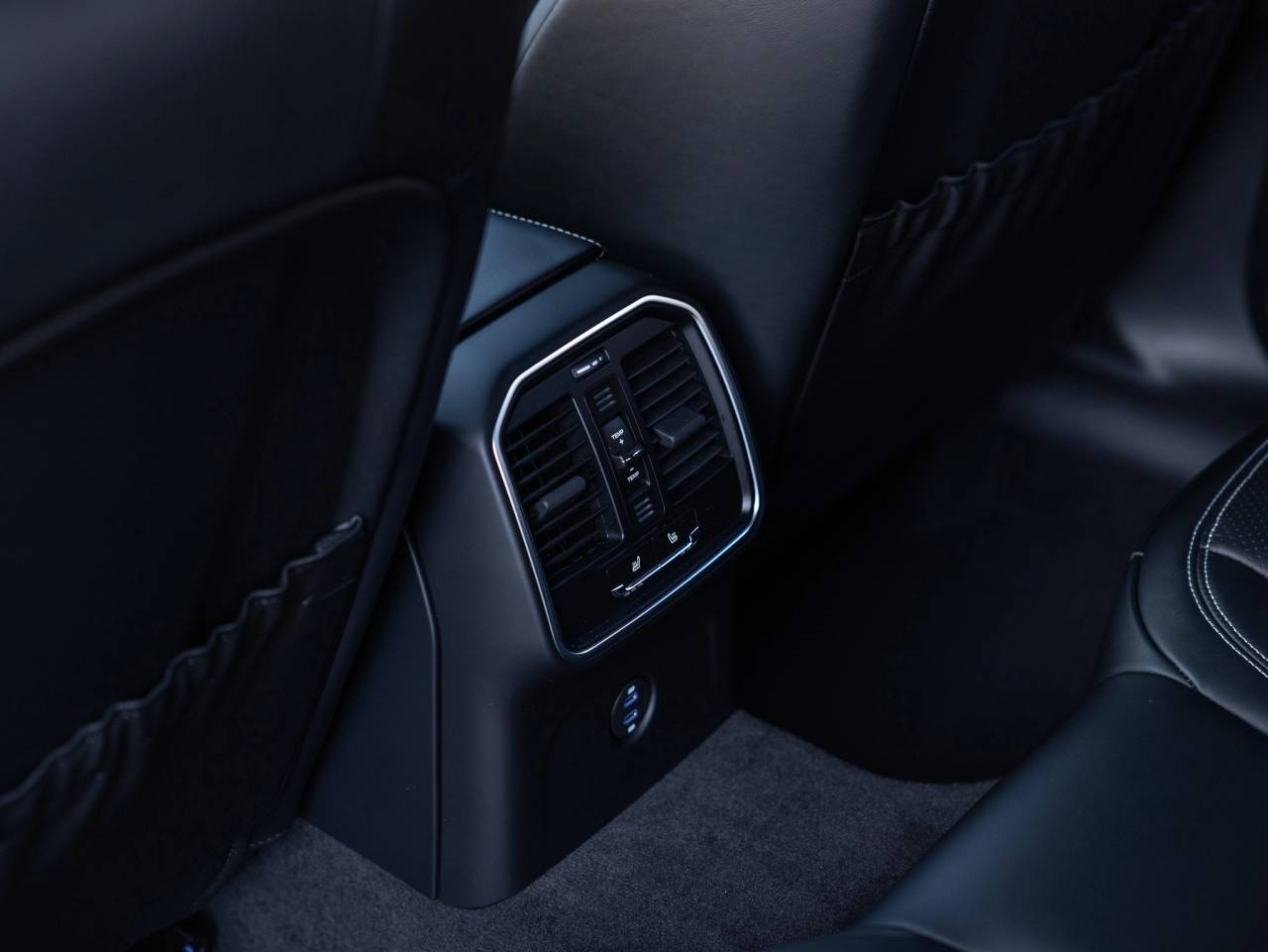 2026 Porsche Macan Macan S