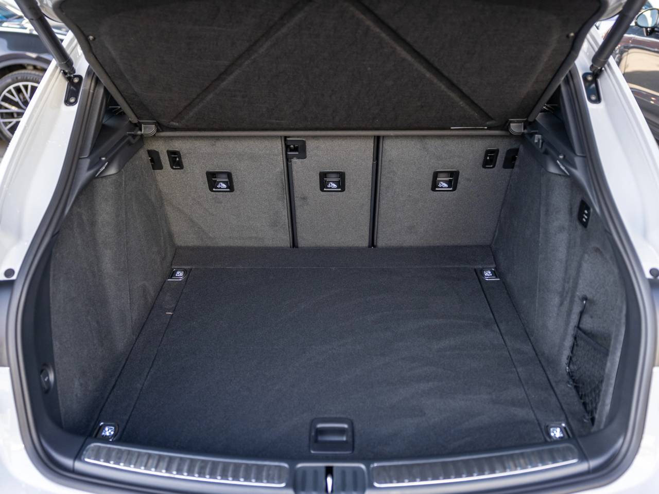 2026 Porsche Macan Macan S