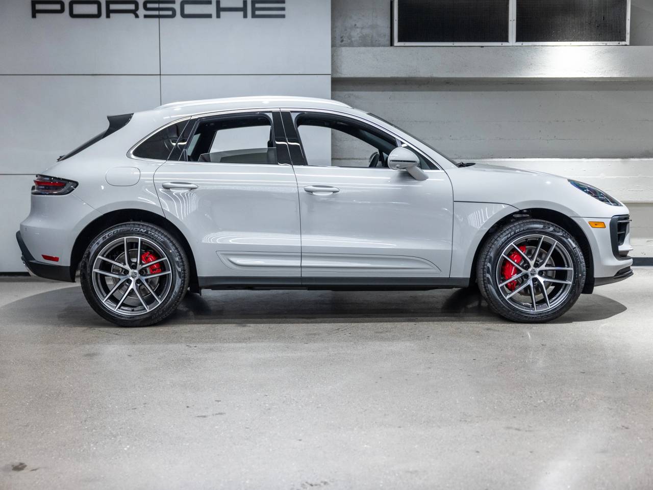 2026 Porsche Macan Macan S