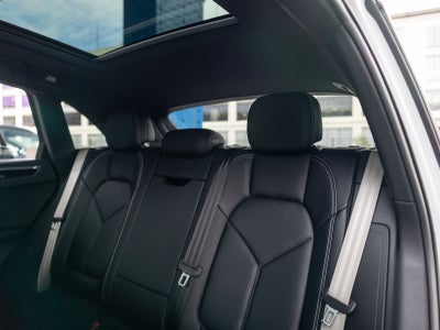 2026 Porsche Macan Macan S