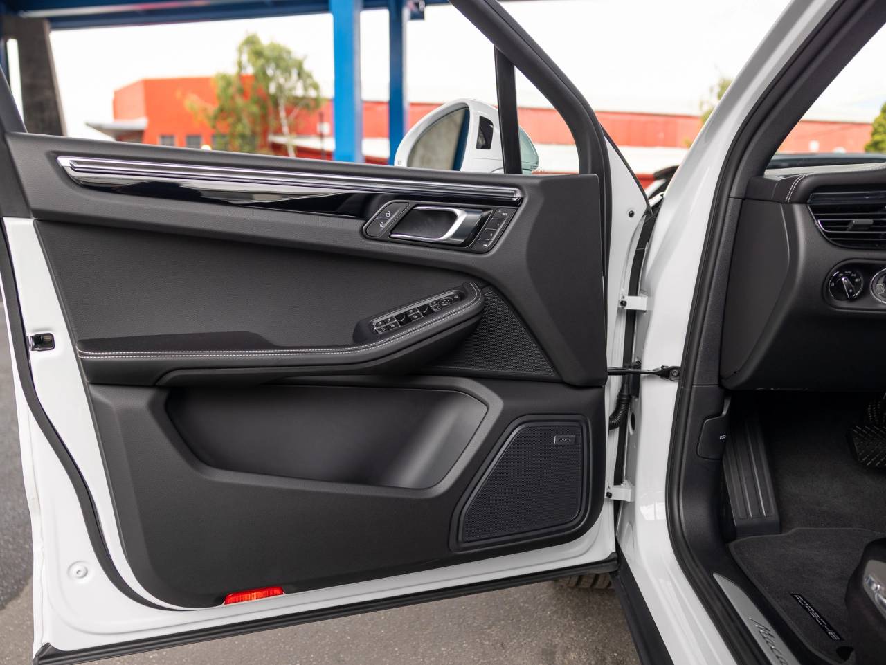2026 Porsche Macan Macan S